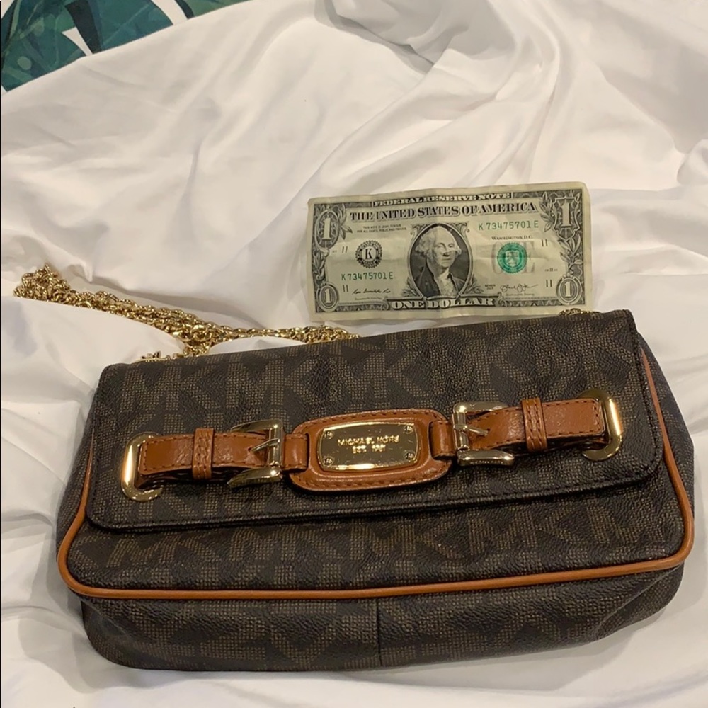 Michael Kors Gold Chain Medium size purse.